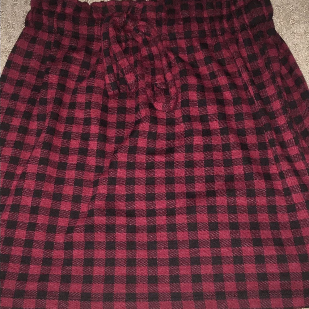 Red/Black plaid elastic Skirt